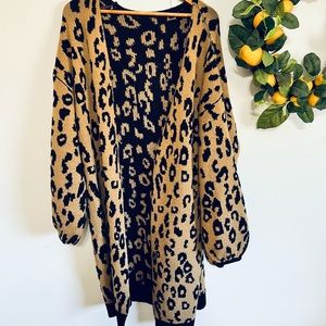 CJLA cambria leopard duster (missing tag)
